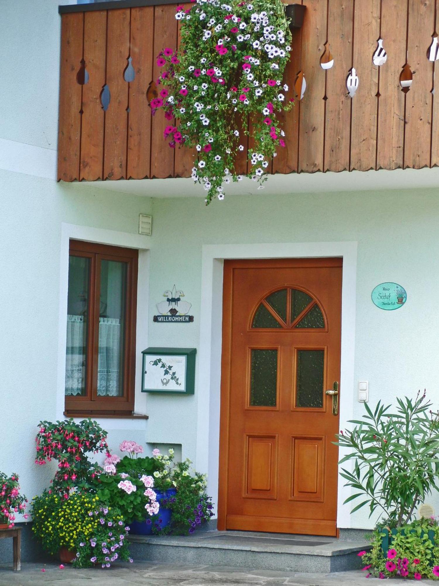 Haus Seehof Санкт Гилген Екстериор снимка